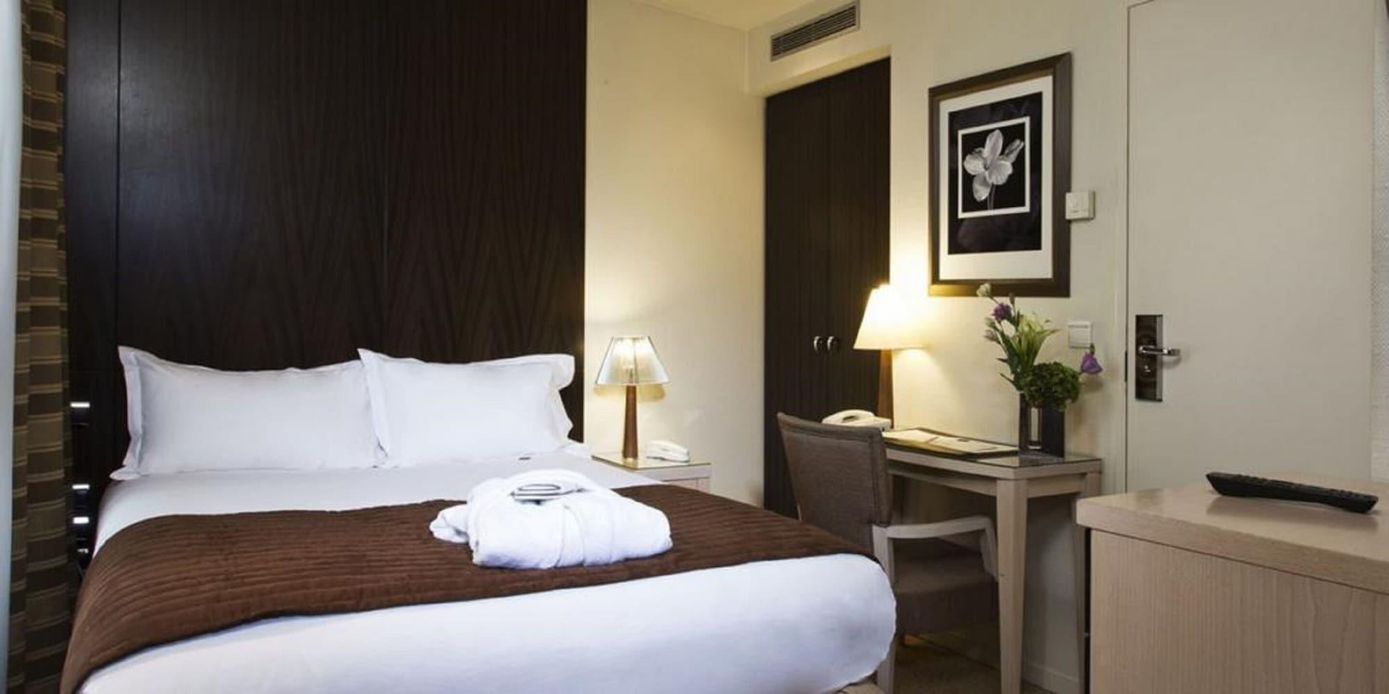 Hotel Le Pera Párizs Kültér fotó