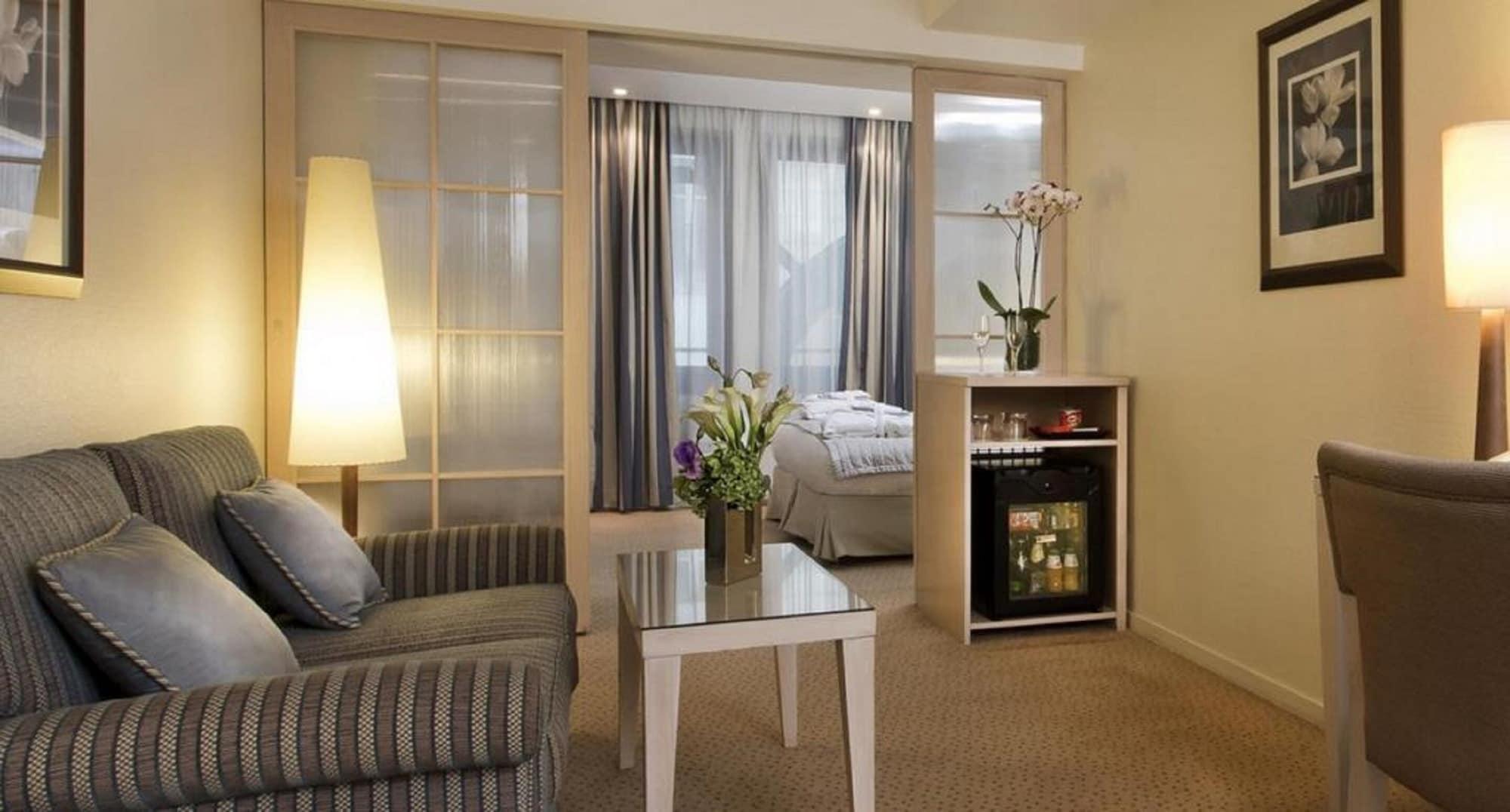 Hotel Le Pera Párizs Szoba fotó