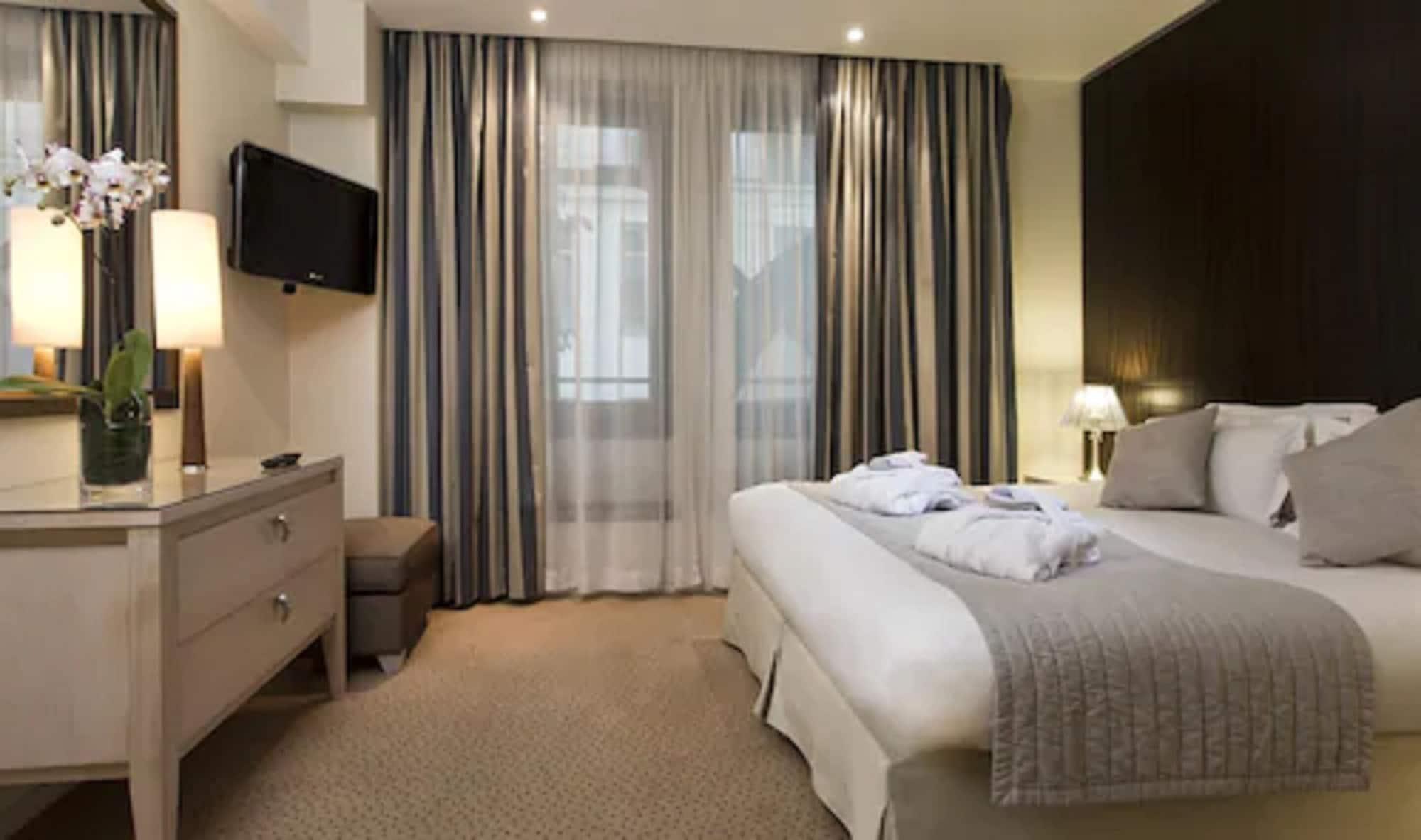 Hotel Le Pera Párizs Szoba fotó