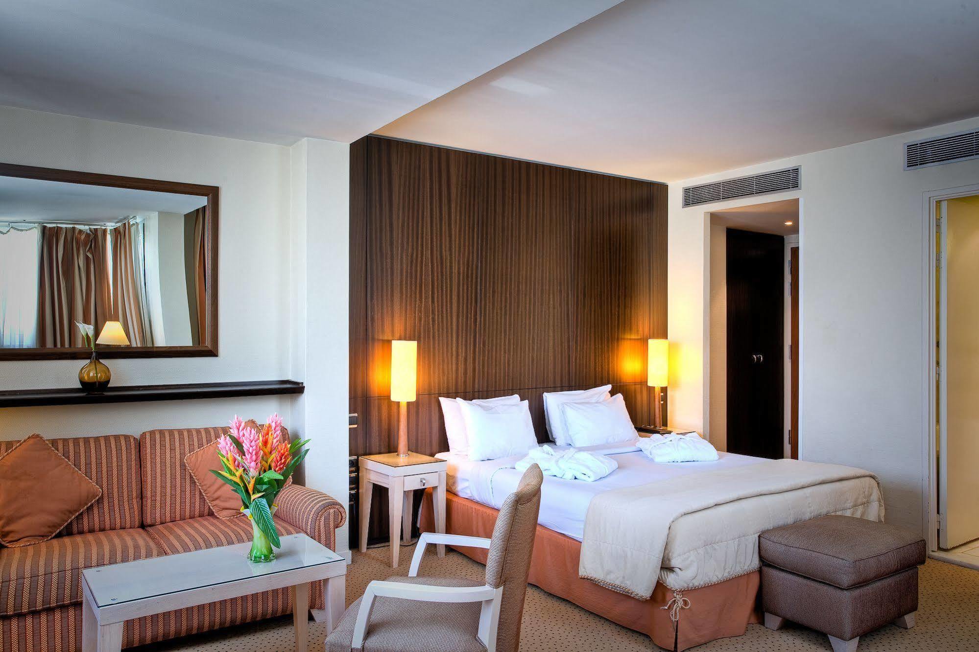 Hotel Le Pera Párizs Kültér fotó